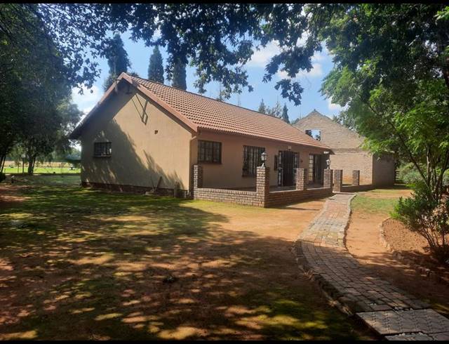 FARM FOR SALE IN IRONSIDE